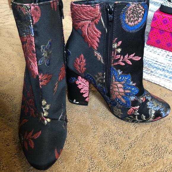 Fun Booties - Picture 3 of 3